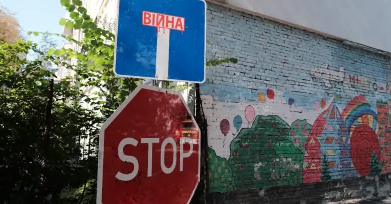 Інтерв’ю директора Інституту соціології НАН України Євгена ГОЛОВАХИ виданню 